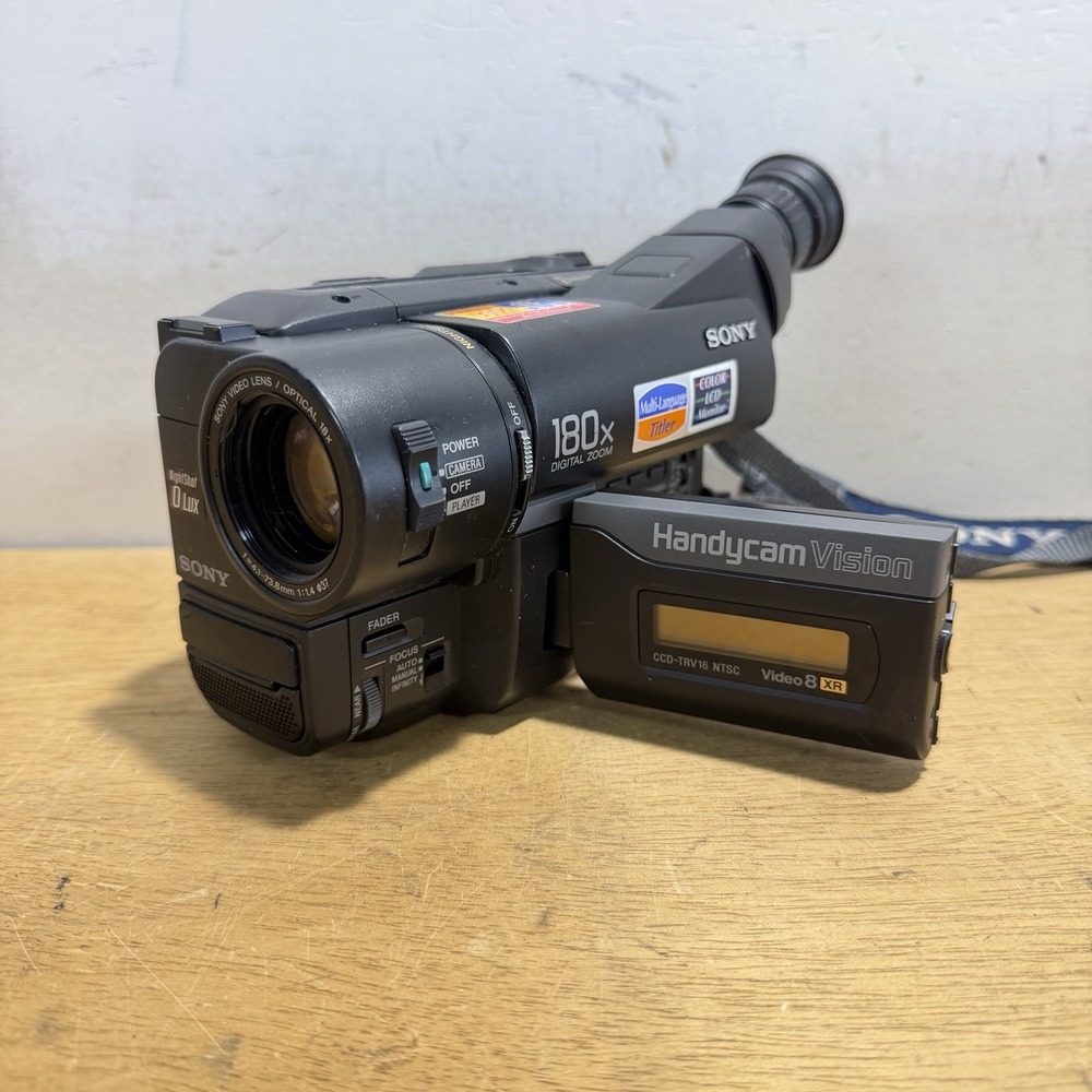 Sony Handycam CCD-TRV16 Video8 Camcorder w/ Nightshot Mode Tested